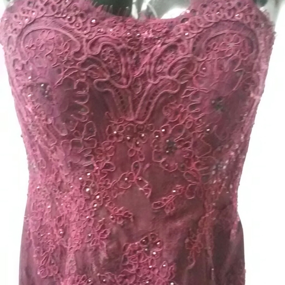 Prom dress - Picture 2 of 6